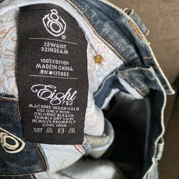 Clothing - Picture 3 of 3